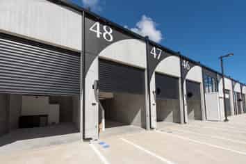 Warehouse Unit in Prime Gracefield Location