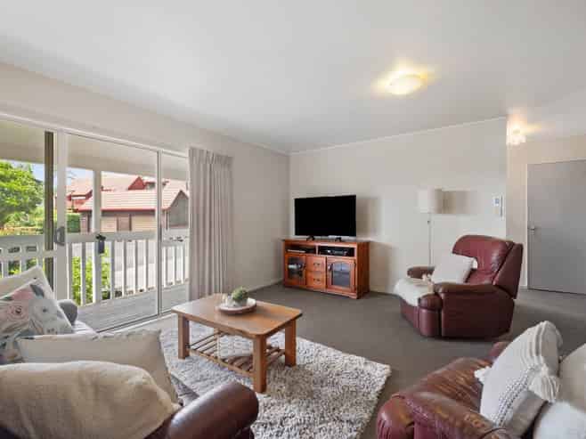 21 Highbury Bypass, Birkenhead