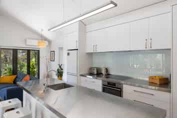 4 Venice Street, Martinborough