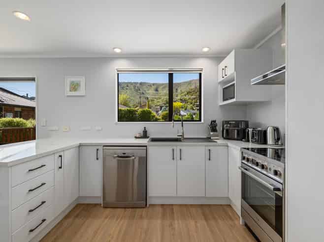 17 Boons Valley Road, Waikawa