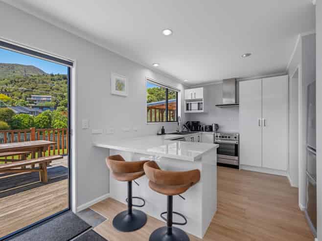 17 Boons Valley Road, Waikawa