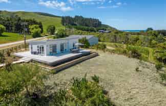 422 Whangaehu Road, Porangahau