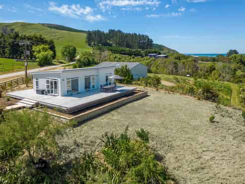 422 Whangaehu Road, Porangahau