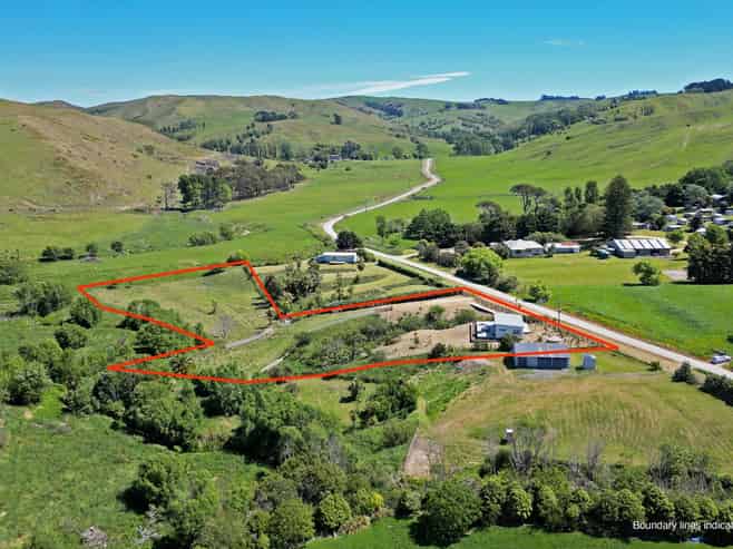 422 Whangaehu Road, Porangahau
