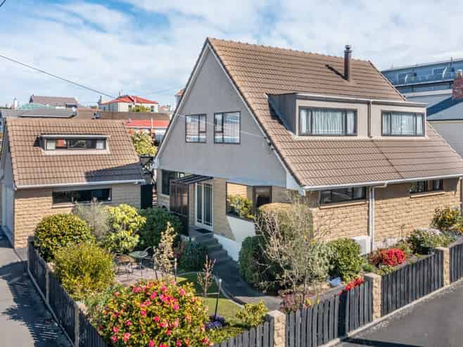 76 Arthur Street, Dunedin Central