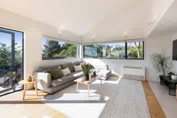 96A Buckley Road, Southgate