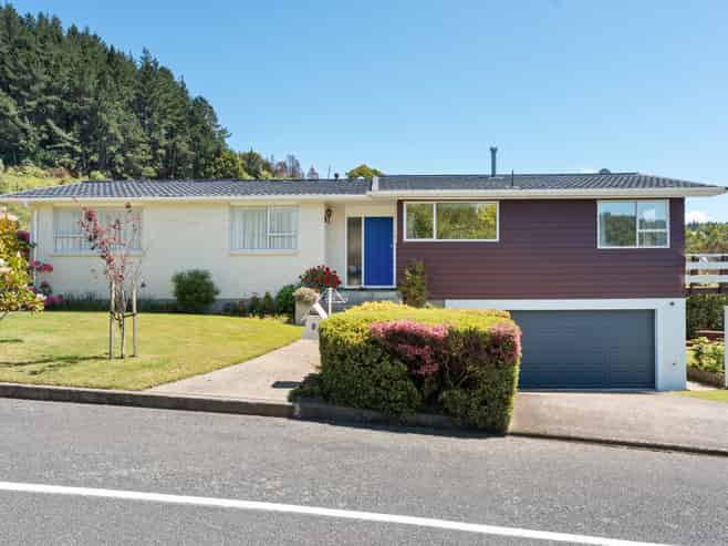 1 Dunrobin Grove, Silverstream