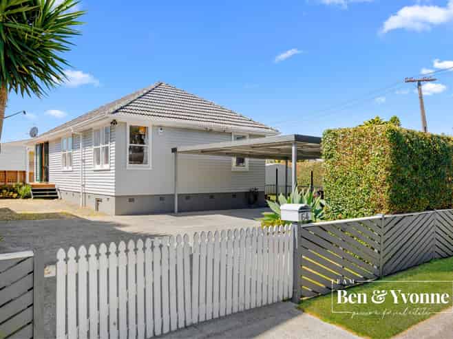 64 Kings Road, Panmure