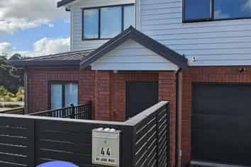 44 Bight Road, Long Bay