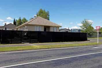 2 Willis Street, Bader