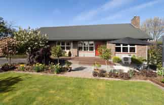 82 Belt Road, Allenton