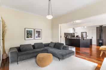 29 Baroda Street, Khandallah