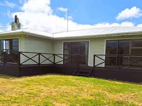 617 Rawhitiroa Road, Eltham