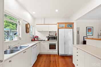 19 Hinau Street, Woburn