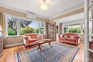 19 Hinau Street, Woburn