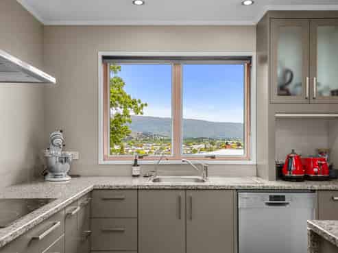 42 Glencarron Street, Alexandra