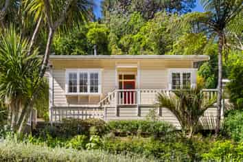 12 Governor Road, Northland