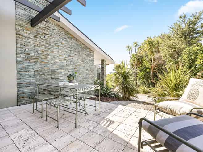 6 Little Compton Mews, Snells Beach