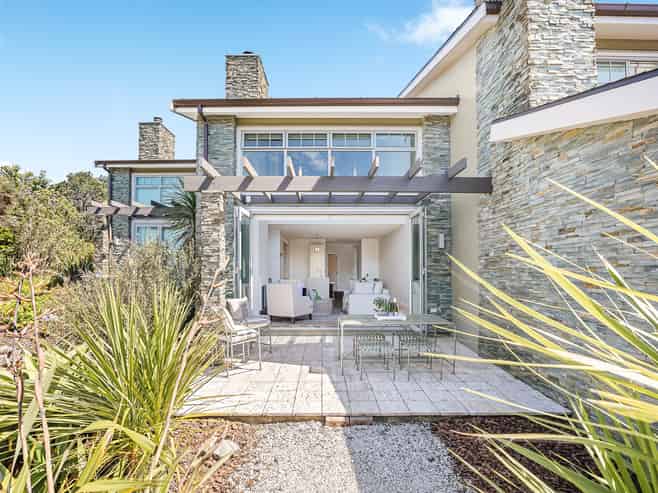 6 Little Compton Mews, Snells Beach