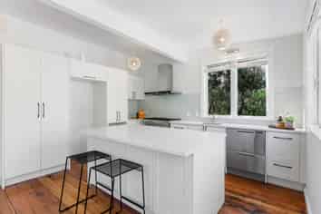 1 Chatham Street, Berhampore