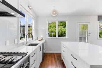 1 Chatham Street, Berhampore