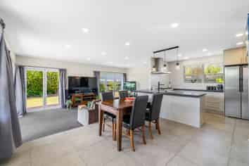 28 Sapphire Street, Casebrook