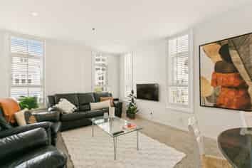 1.2/1 Queens Wharf, Wellington Central