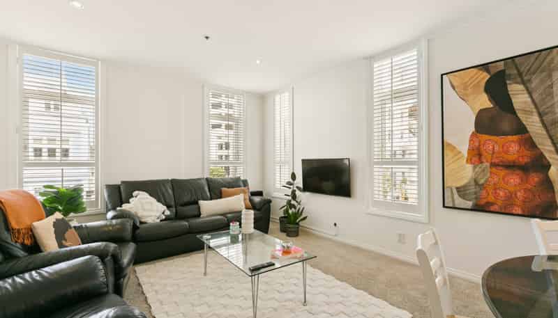 1.2/1 Queens Wharf, Wellington Central