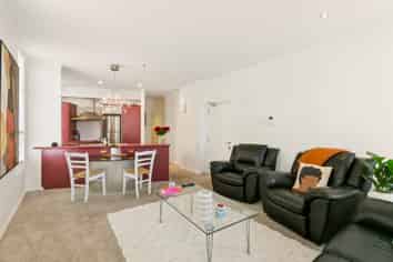 1.2/1 Queens Wharf, Wellington Central