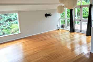 10 Viking Avenue, Hillsborough