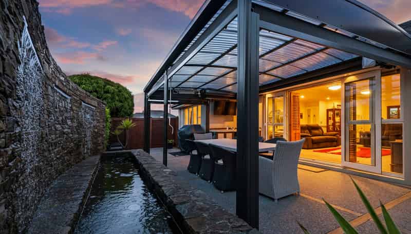 18 Lochmore Street, BISHOPDALE