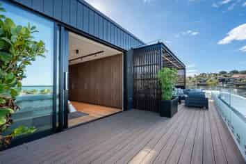17/423-427 Beach Road, Mairangi Bay