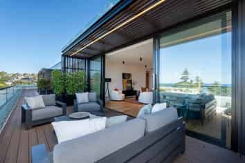 17/423-427 Beach Road, Mairangi Bay