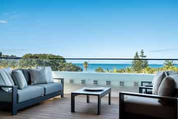 17/423-427 Beach Road, Mairangi Bay