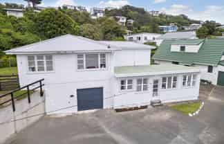 8 Ohariu Road, Johnsonville