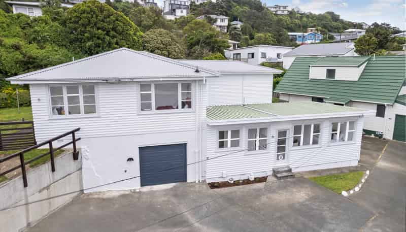 8 Ohariu Road, Johnsonville