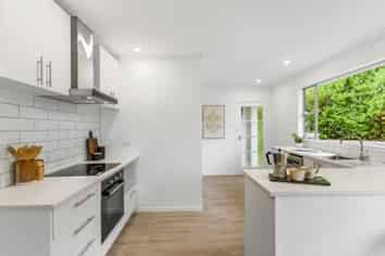 8 Ohariu Road, Johnsonville