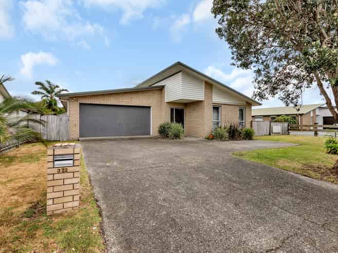 372 One Tree Point Road, One Tree Point