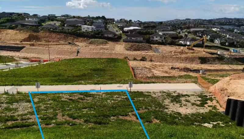 68 Ara Taha Crescent, Orewa