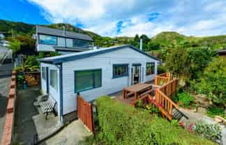 10 Cornwall Road, Lyttelton