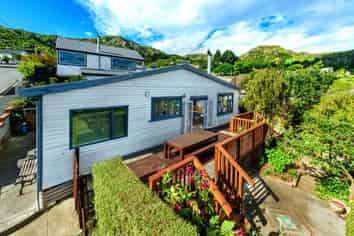 10 Cornwall Road, Lyttelton