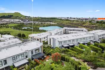 34 Charles Heaphy Lane, Stonefields