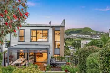 34 Charles Heaphy Lane, Stonefields