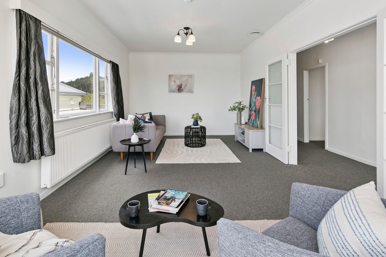 Home & Income with Views & Potential - Bild 6
