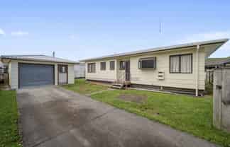 B/23 Blomfield Street , Pukehangi