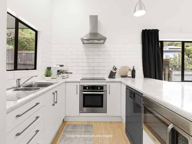 101 Shakespeare Road, Bluff Hill