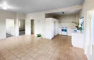 1/14 The Avenue, Albany