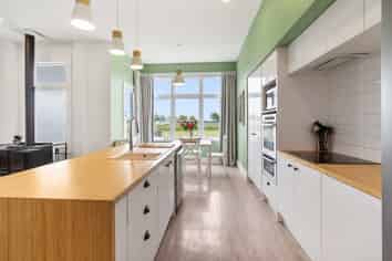 197 Falvey Road, Levels