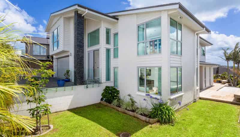 11 Walter Crescent, Millwater