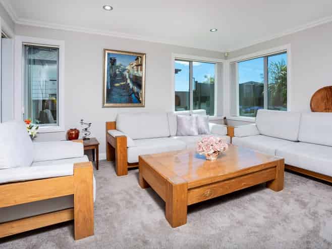 11 Walter Crescent, Millwater